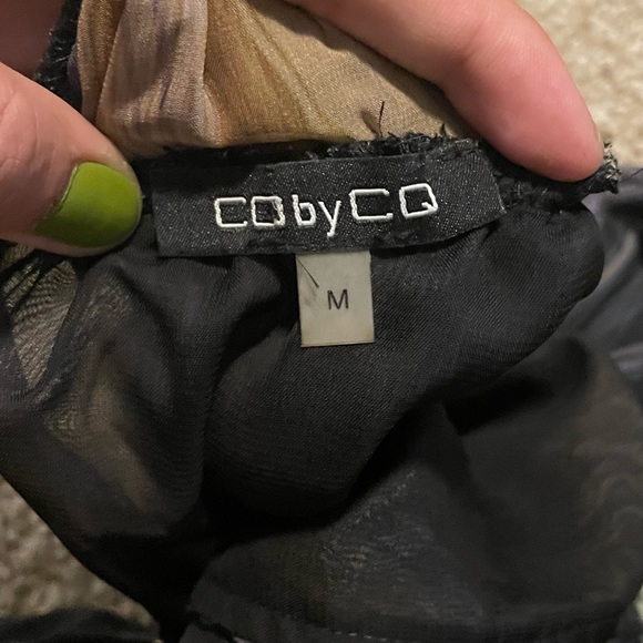 Flowy Open Back Maxi Dress - Picture 6 of 6